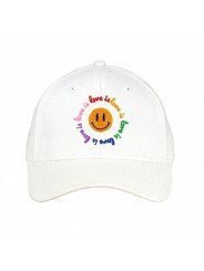 Gorra LOVE IS LOVE de Top Hats Bordada en el Frontal | Estilo Urbano Ajustable
