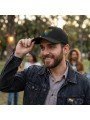 Gorra de rejilla con bordado de corazón LGTBI difuminado | Top Hats