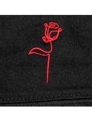 Sombrero bordado minimalista con rosa | sombrero sostenible de poliéster reciclado