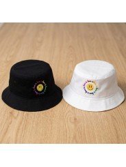 Sombrero Love is Love Bordado | Cara Sonriente poliéster reciclado