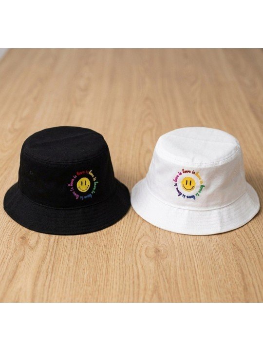 Sombrero Love is Love Bordado | Cara Sonriente poliéster reciclado
