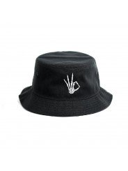 Sombrero de Poliéster Reciclado | Gorra Streetwear con Bordado de Manos de Huesos