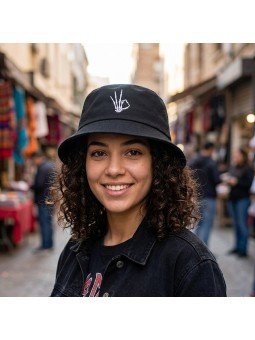 Sombrero de Poliéster Reciclado | Gorra Streetwear con Bordado de Manos de Huesos