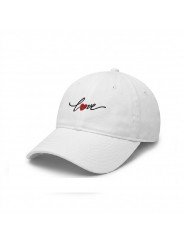 Gorra Bordada LOVE con Corazón Top Hats | Gorra Ajustable de Corona Blanda