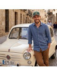 Gorra Trucker con Coche Clásico Bordado | Estilo Vintage y Rejilla