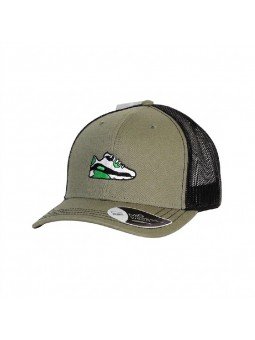 Gorra de Rejilla con Bambas Bordadas | Estilo Streetwear | Top Hats