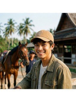 Gorra Camel Top Hats con Bordado de Caballo | Corona Blanda