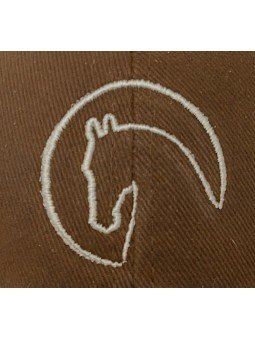 Gorra Camel Top Hats con Bordado de Caballo | Corona Blanda