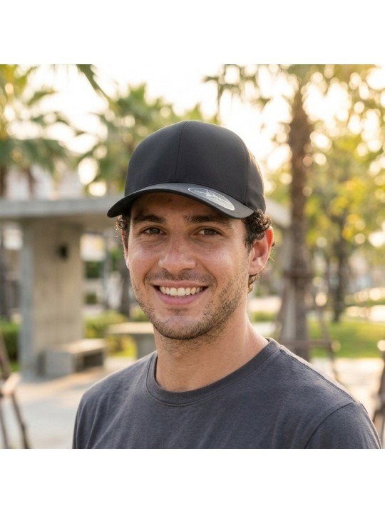 Flexfit Delta Closed Back Cap | Sporty Design & Perfect Fit