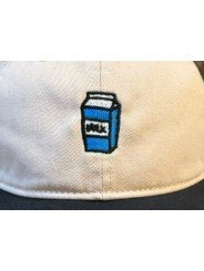 Gorra con Tetrabrik de Leche Bordado | Top Hats
