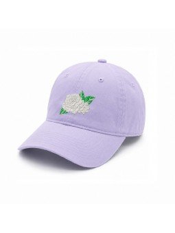 Gorra Lila con Bordado de Rosas Blancas | Estilo Casual