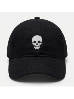 Gorra Negra con Calavera Bordada | Top Hatss